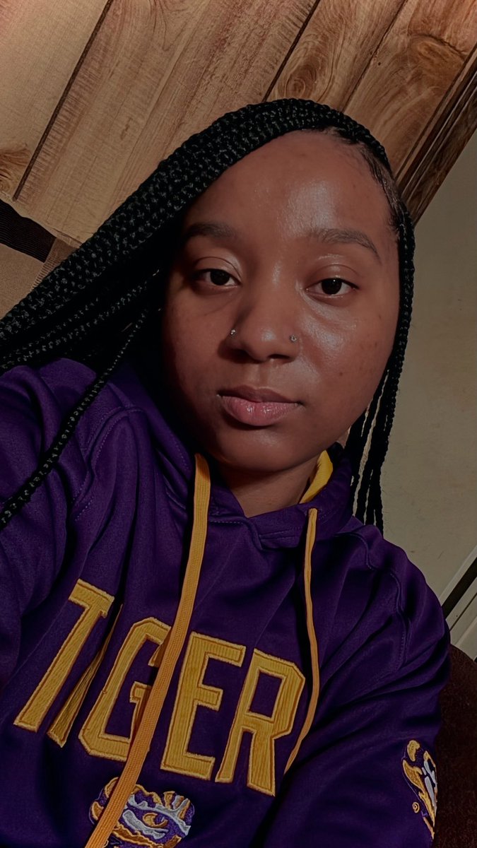 N E S H A 🌹 ✨ (@iiam_neshaa) on Twitter photo 