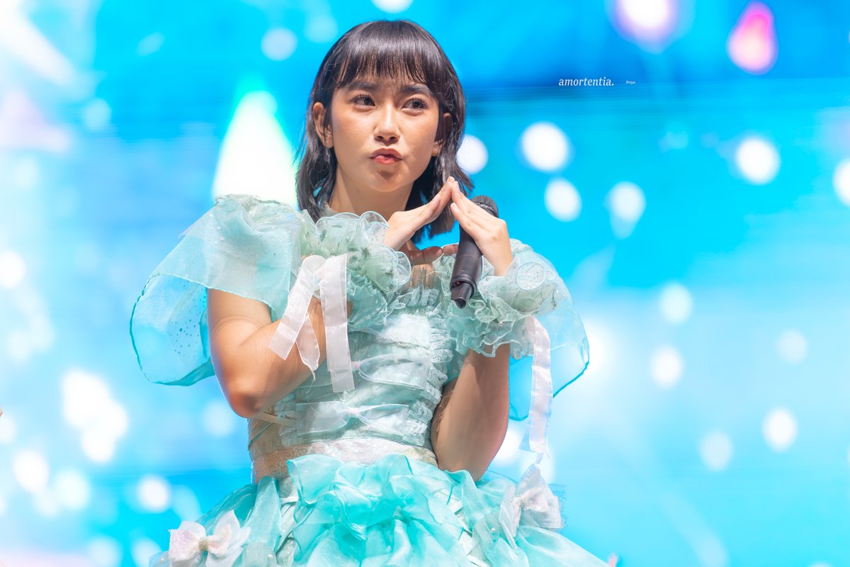 amortentia0213's tweet photo. 260207 AIERO FEST 

lucu banget rill 😭😭
#AndaiKuBukanIdolaJKT48 🩵💚

#Freya #프레야 #フレヤ #JKT48 https://t.co/FUxjSOR1tj
