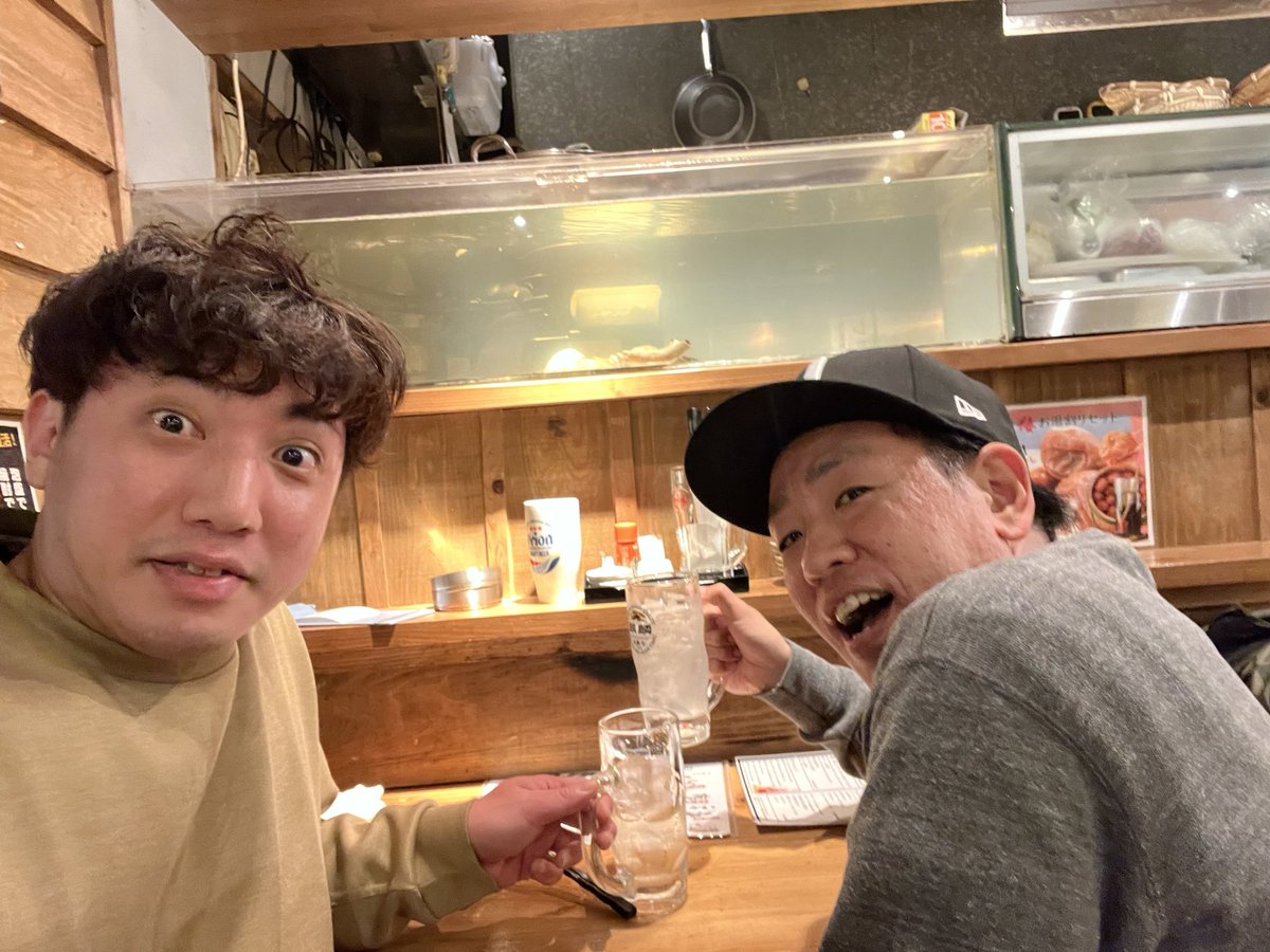 本日、石垣島で先輩の長田さんと飲ませていただきました！！

やったぜ٩( ᐛ )و