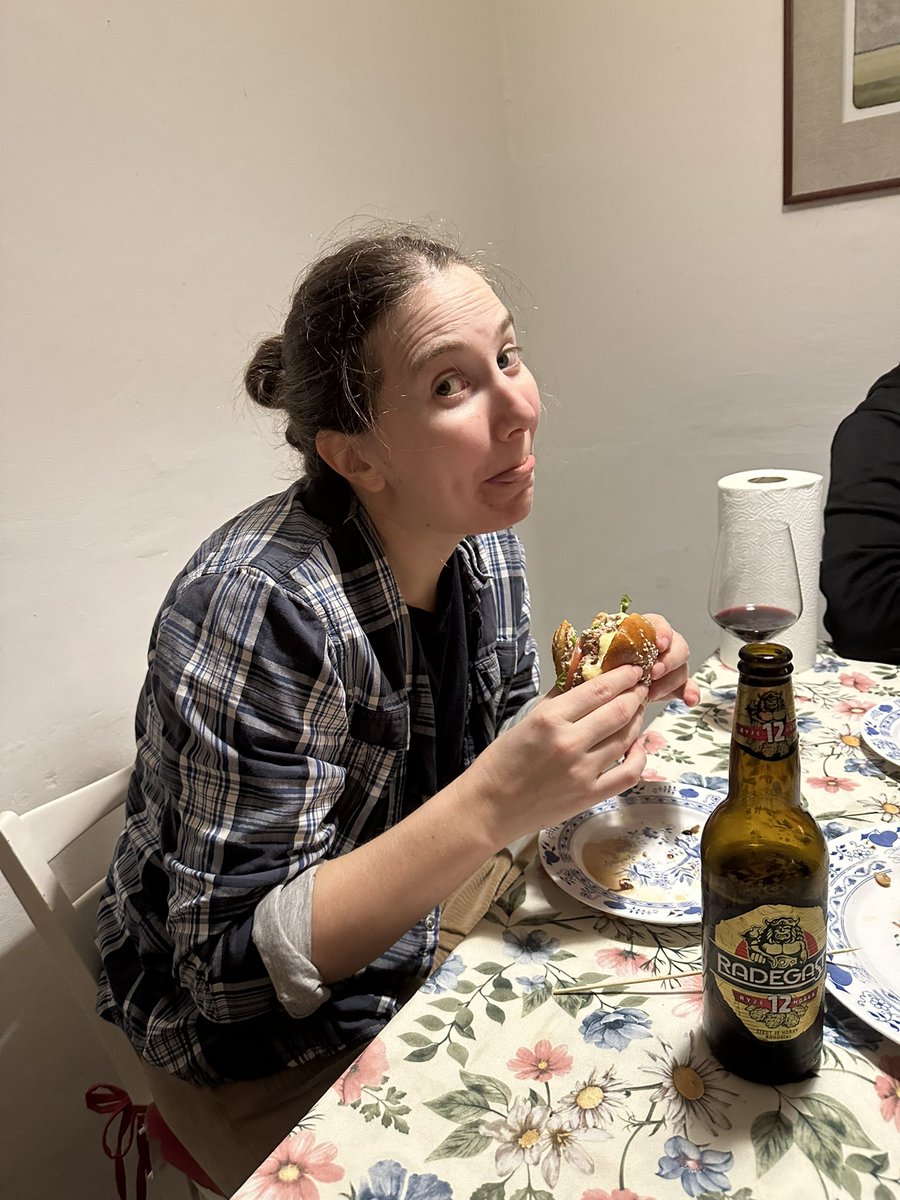 Kolarovic hrabenka tweet media