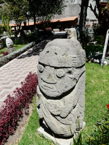idjnyx's tweet photo. @derek__olson These are on display at the Lithic Collection Park at Ancash Archaeological Museum, Huaraz Peru.
#Recuay #Peru https://t.co/fluDLeBQuk