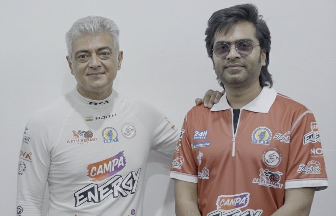 Tharun_billa_'s tweet photo. The Loyal Boy's Of Thala Ajith 🔥 https://t.co/D2izqSn3cF