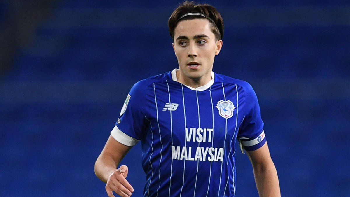 SloperRoadBlues's tweet photo. Who needs 11 men when you have this man in your Midfield? Absolutely everywhere today! 👏🏻

#CardiffCity || #CityAsOne 🐦 https://t.co/0OTSkInQ31