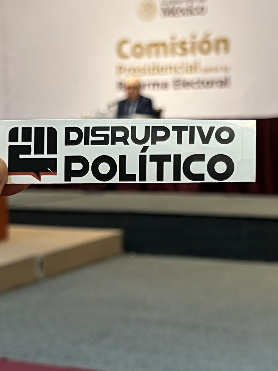 Disruptivo Político tweet media