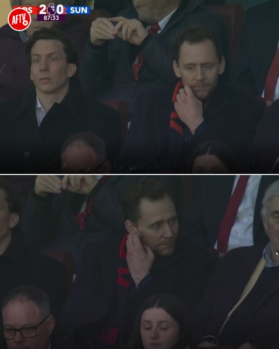 AFTVMedia's tweet image. Famous actor Tom Hiddleston, a well-known Arsenal fan, in attendance to support the team against Sunderland today! 🤩
