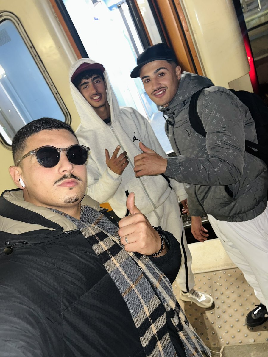 عثمااان tweet media