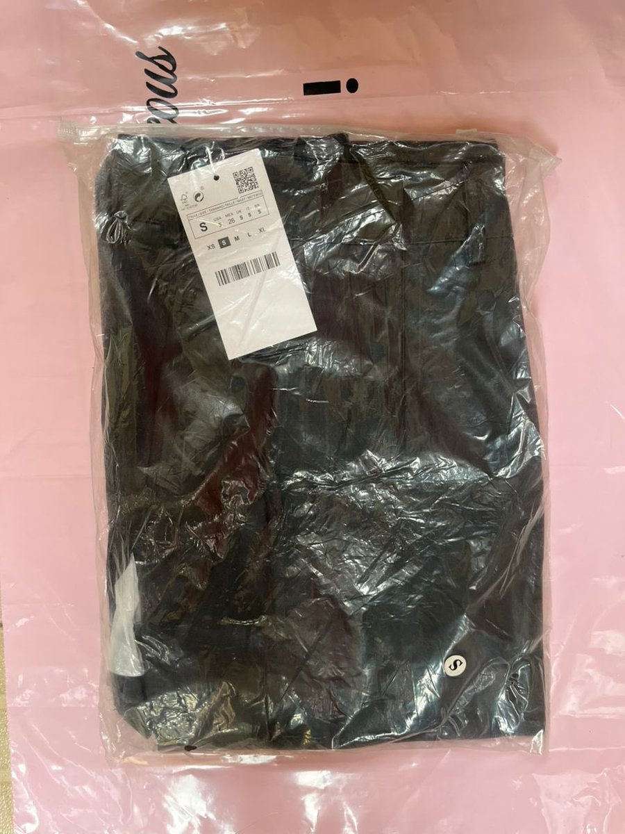 Erotic_shoppe's tweet image. Some of the items we shipped 🥳🥳

#deliveries