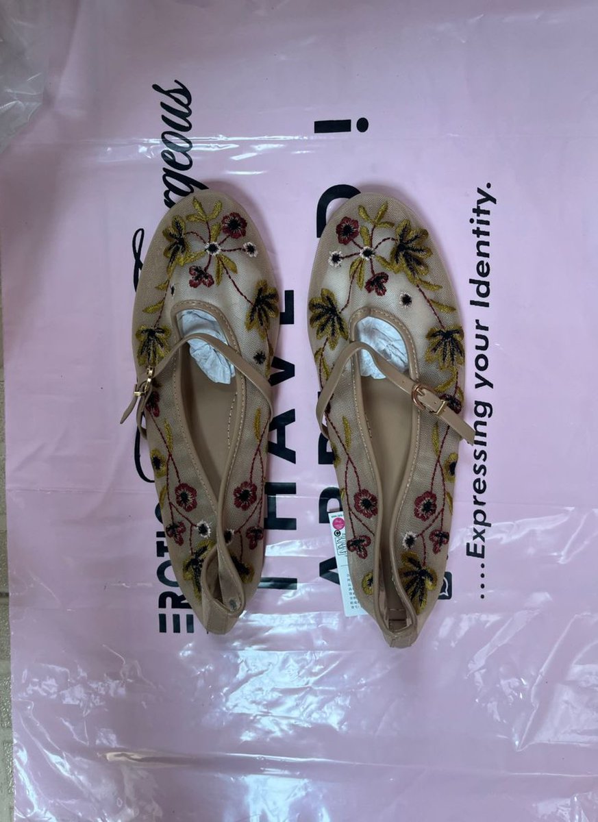 Erotic_shoppe's tweet image. Some of the items we shipped 🥳🥳

#deliveries