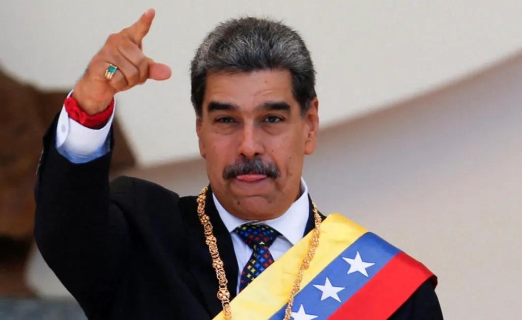 ¡Se les cae el montaje! ⚖️

La Fiscalía de EE. UU. no tiene pruebas contra el Presidente Nicolás Maduro y pide 10 días más para postergar la audiencia.

 ¿Buscan más tiempo para fabricar un falso expediente? La verdad se impone.🇻🇪