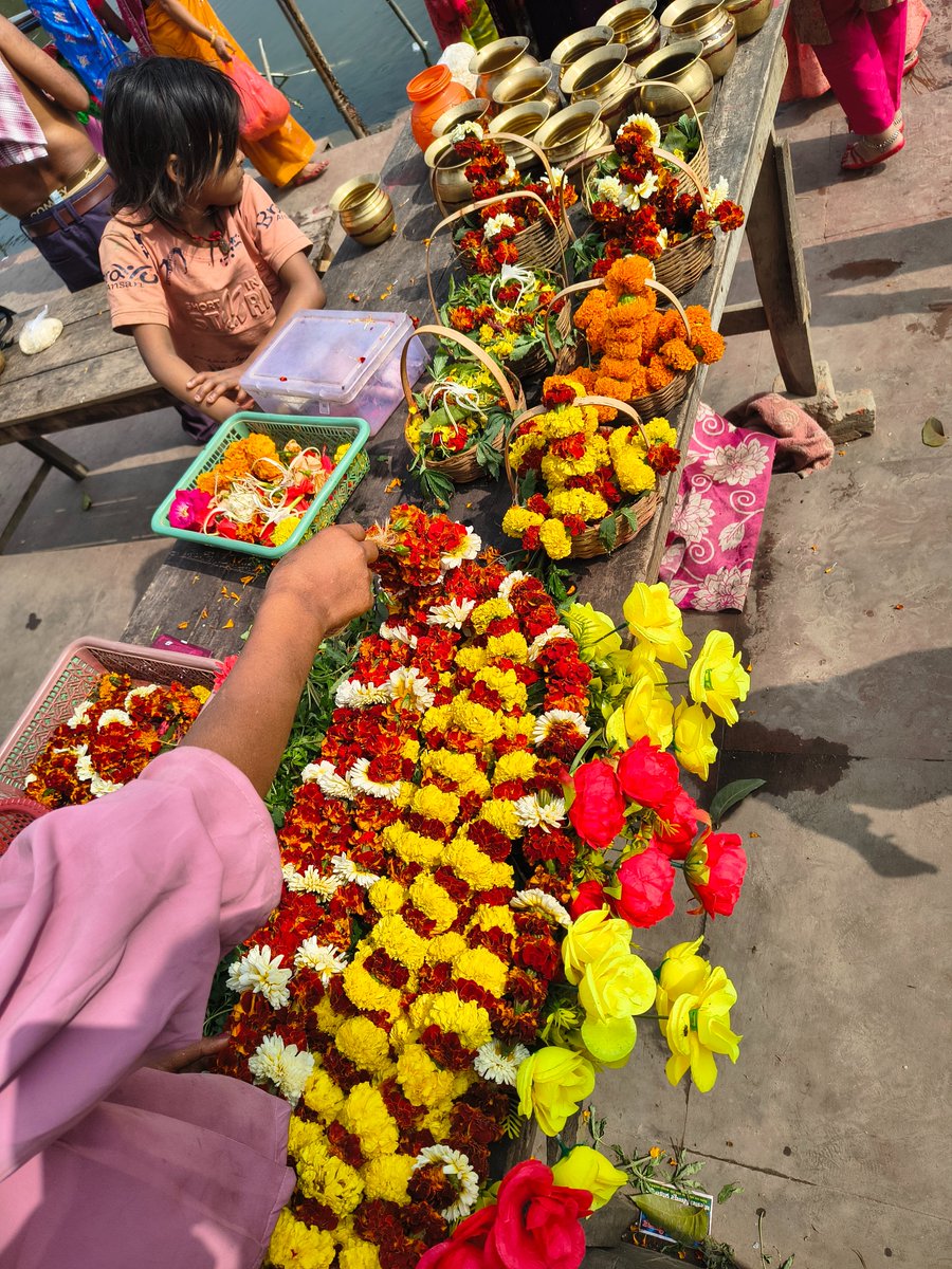 AnOccTraveler's tweet image. Luck is great, but most of life is hard work.. 
- Iain Duncan Smith  

#theme_pic_India_work #streetphotography