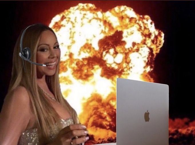 *обстріли, відключення світла по пів дня, холод вдома, сракопад на вулиці*
українці дивляться нацвідбір: