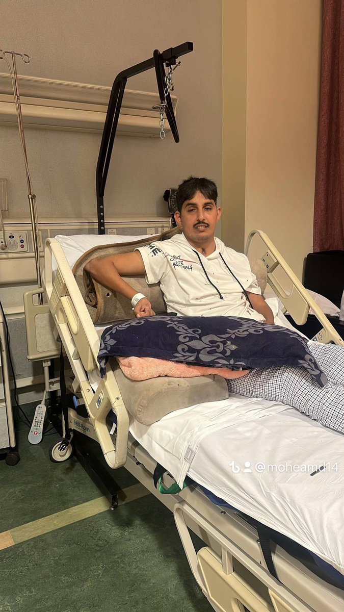 يارب في هذا اليوم يا رب شافني وعافني عن هذا شلل رباعي يارب يسر امري يارب انك تعلم في الحال يارب عندي ضروف انت اعلم فيه يارب فرج همي ورزقني من واسع فضلك يارب اخواني اعاقتي شلل وعندي ضروف مايعلم فيه الا الله ادعولي ان الله يفرج همي واسال الله ان يسخر عباده الصالحين