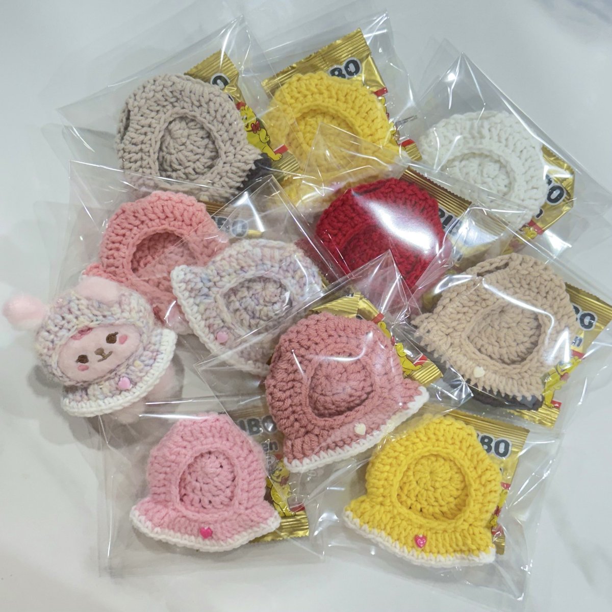 1차 나눔 완료~~!
혹시 광주(막), 대전(첫)때 원하시는 분은 DM주세요 그래야 미리 만들어서 챙겨갈 수 있습니당 (없는색도 있어요..🥺)