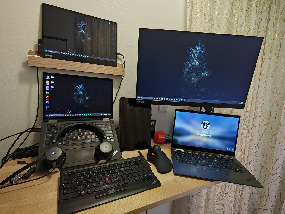 geordiemuppet's tweet image. For the first time ever I missed #ThinkPadThursday.  In that I missed posting on Thursday... however it was such a busy few days, and on Thursday I was dual wielding #ThinkPad laptops a ThinkPad Keyboard and two #ThinkVision screens so I feel like I still participated.