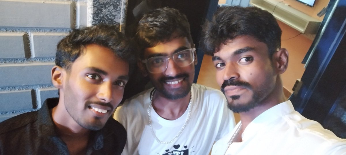 smiley- ranji💘 tweet media