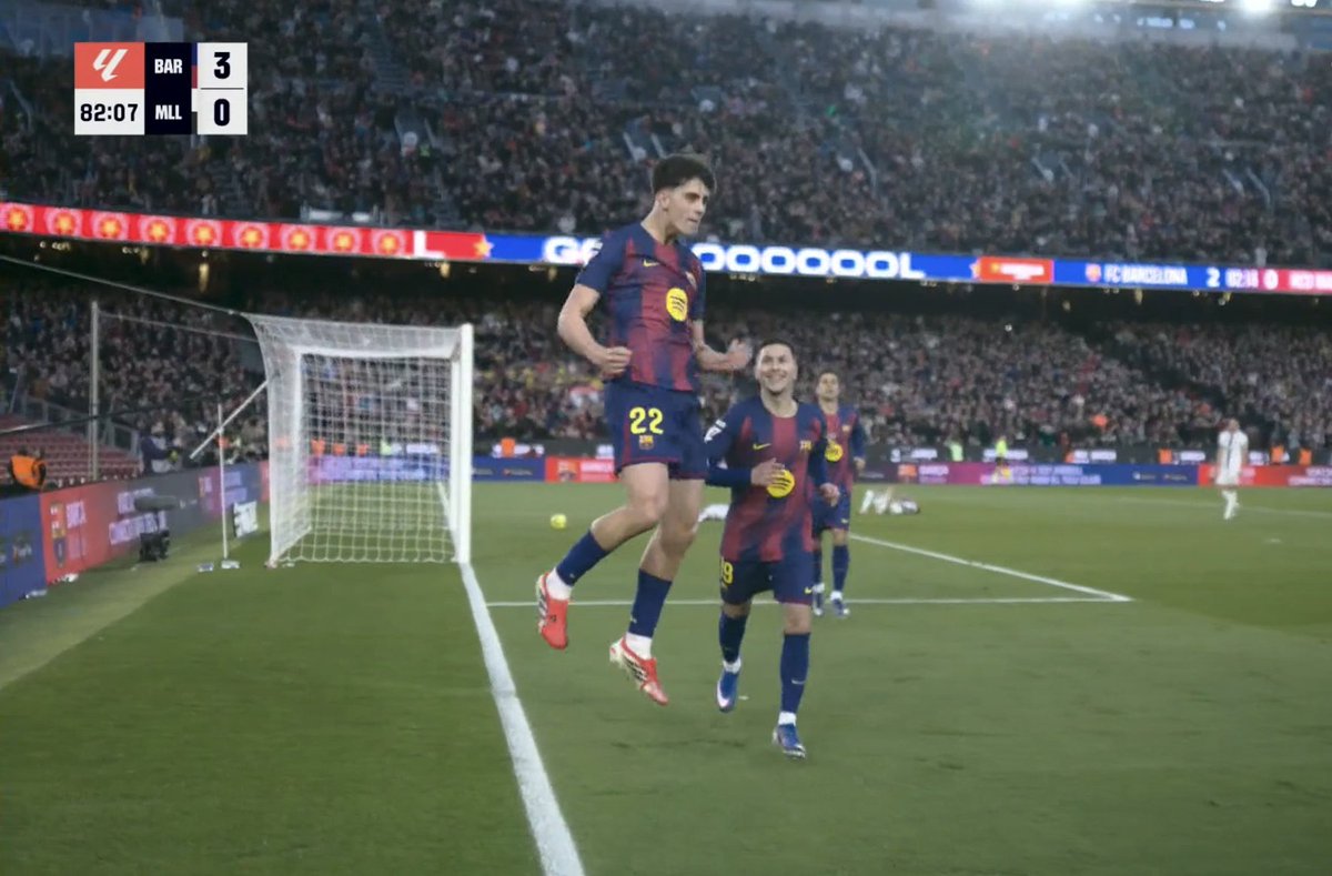 lnstantFoot's tweet image. 🚨 Marc Bernal auteur de son 𝗣𝗥𝗘𝗠𝗜𝗘𝗥 𝗕𝗨𝗧 en professionnel ! 🇪🇸⚽️ 💙❤️

Le Barça mène 3-0 sur sa pelouse face à Majorque ! 🔥