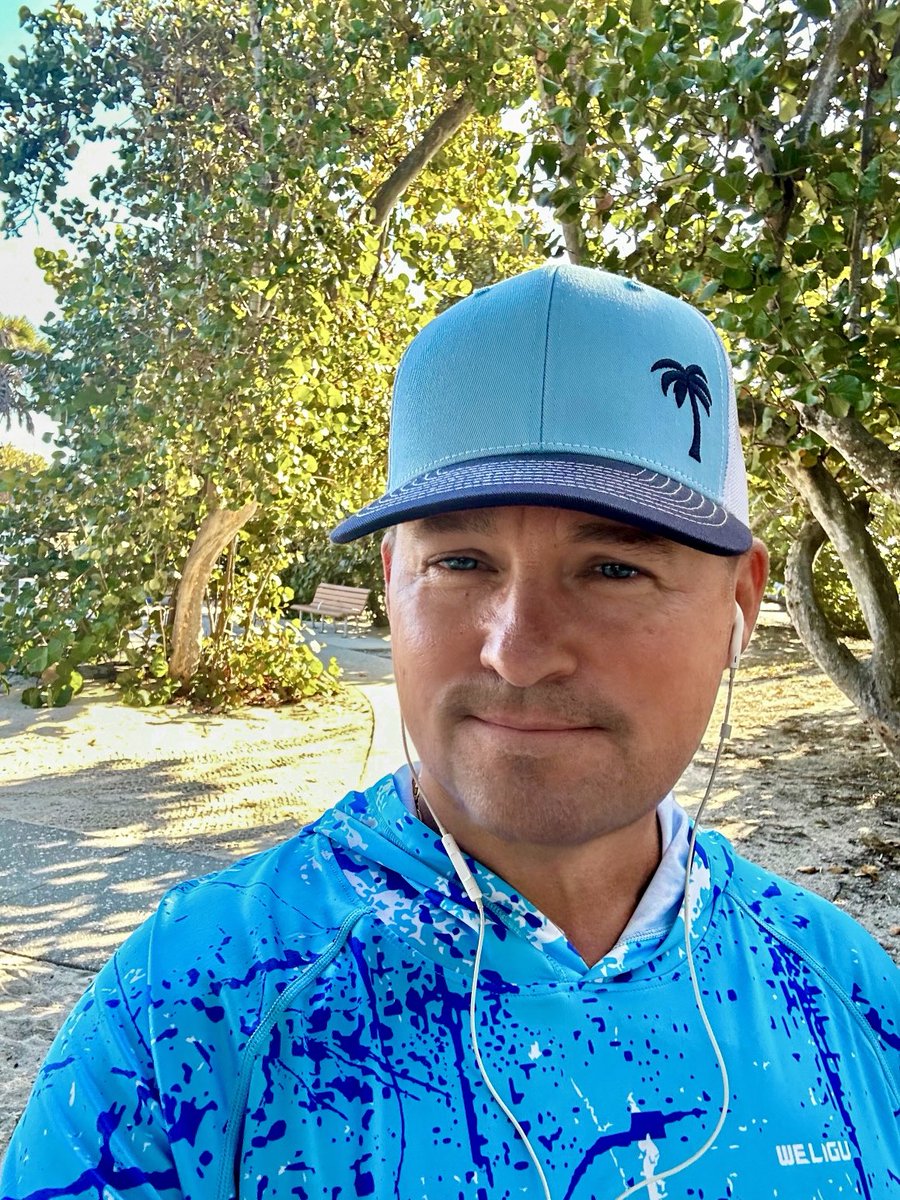 usuallycalledj's tweet image. I had a nice walk on the beach this morning. Hopefully you are having a good day. 🎧🎶☀️🌴