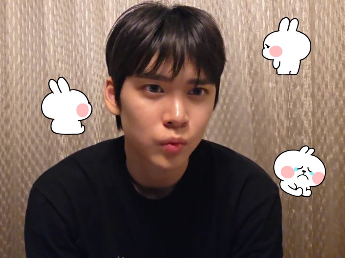 ที่รักไม่เคยผิดอยู่แล้วนี่คะ :(