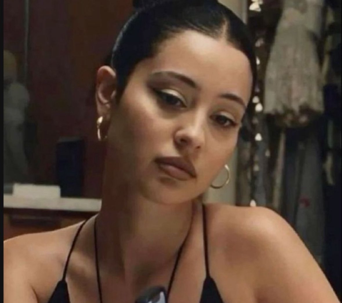 niy2pretty's tweet image. Me suddenly losing interest in everything