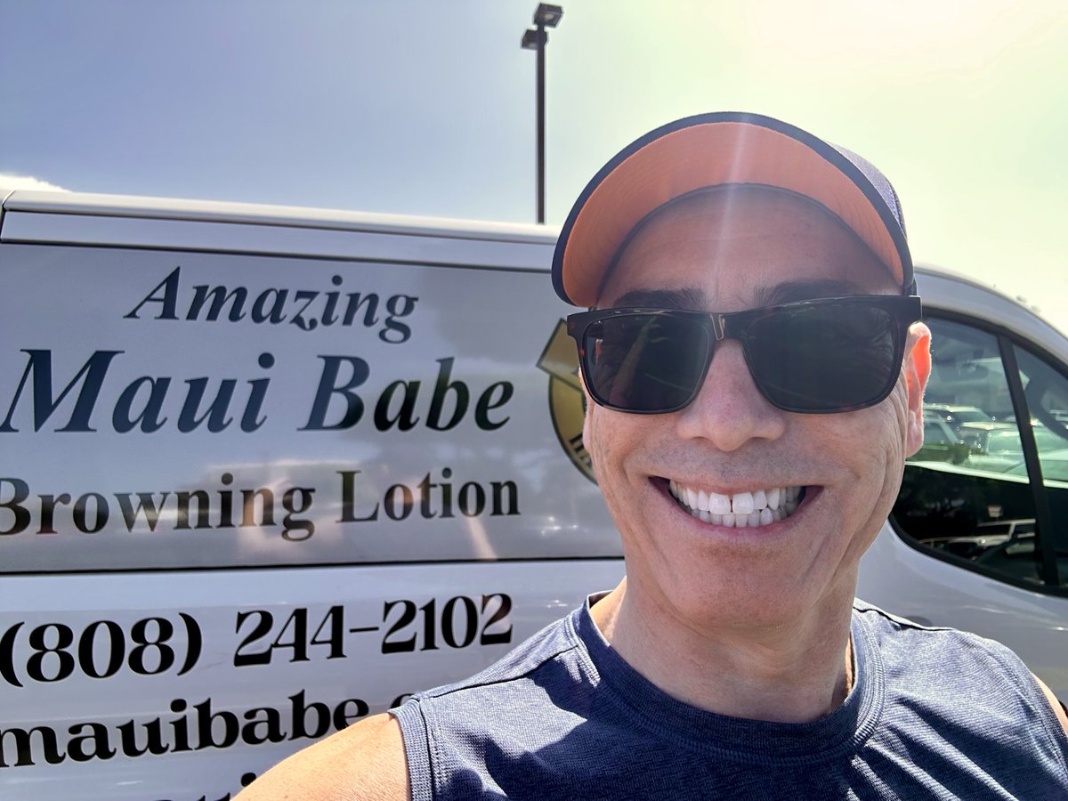 Ian_A_MacDonald's tweet image. Here is your #SaturdaySmile. #TruthInAdvertising #GuiltyAsCharged #TeamMacDonald