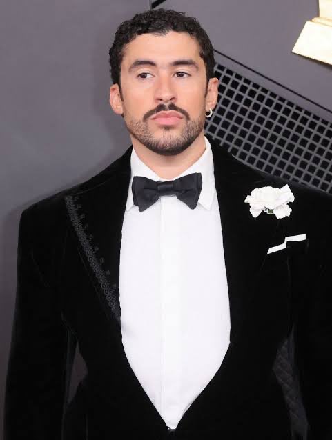 Bad Bunny is tall, dark, and handsome; speaks more than one language; can sing; and he’s a great human being… 
he’s everything that magats aren’t!