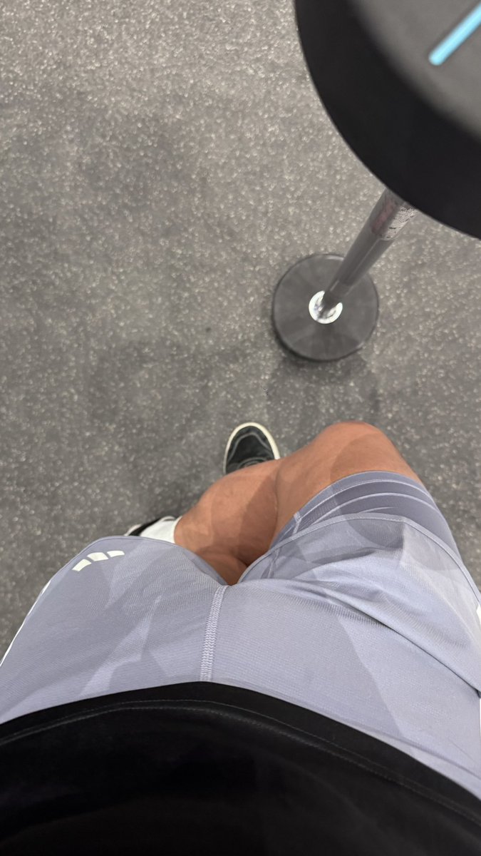 och__karick's tweet photo. #guy #boy #underwear #photo #foot #athletic #handsome #hot #moscow #naked #fitness #legs #sport #men https://t.co/1D3MHHWKCs