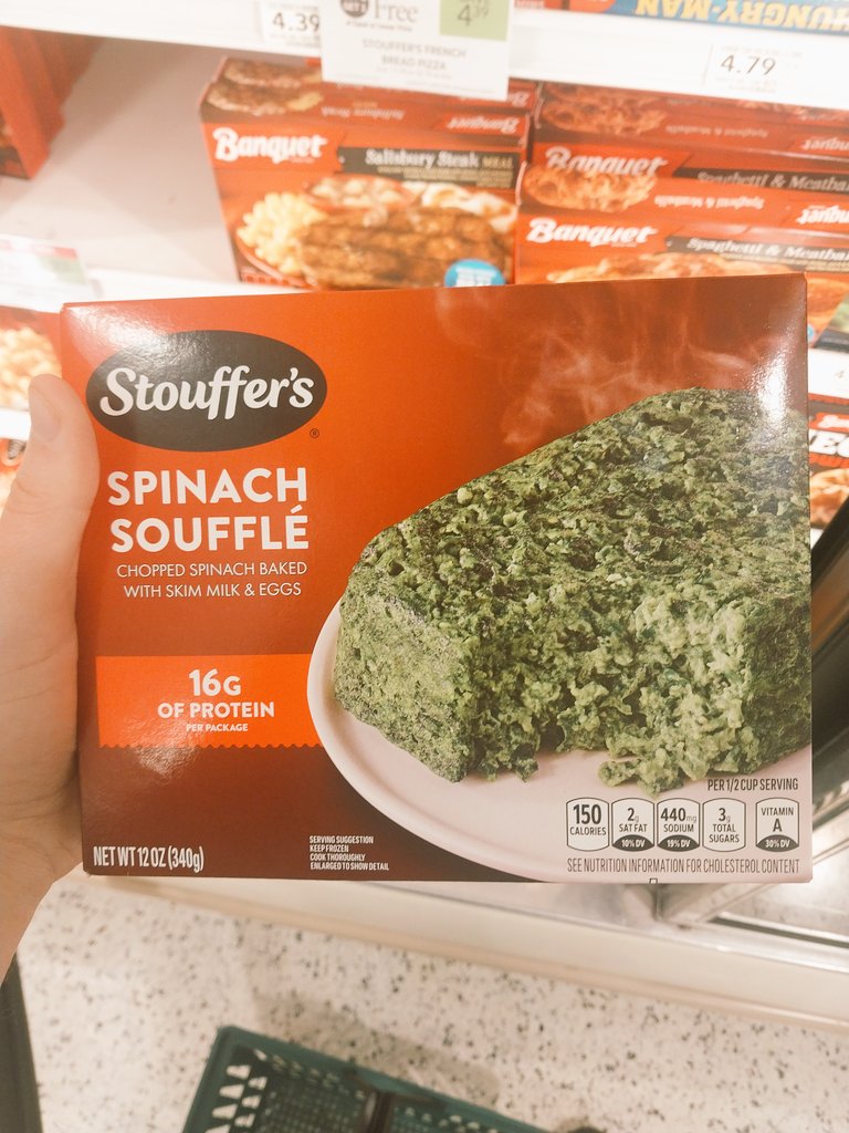 RaveSpecter's tweet image. OK, I get eating healthy and all that but....WTF IS THIS?!?!?!