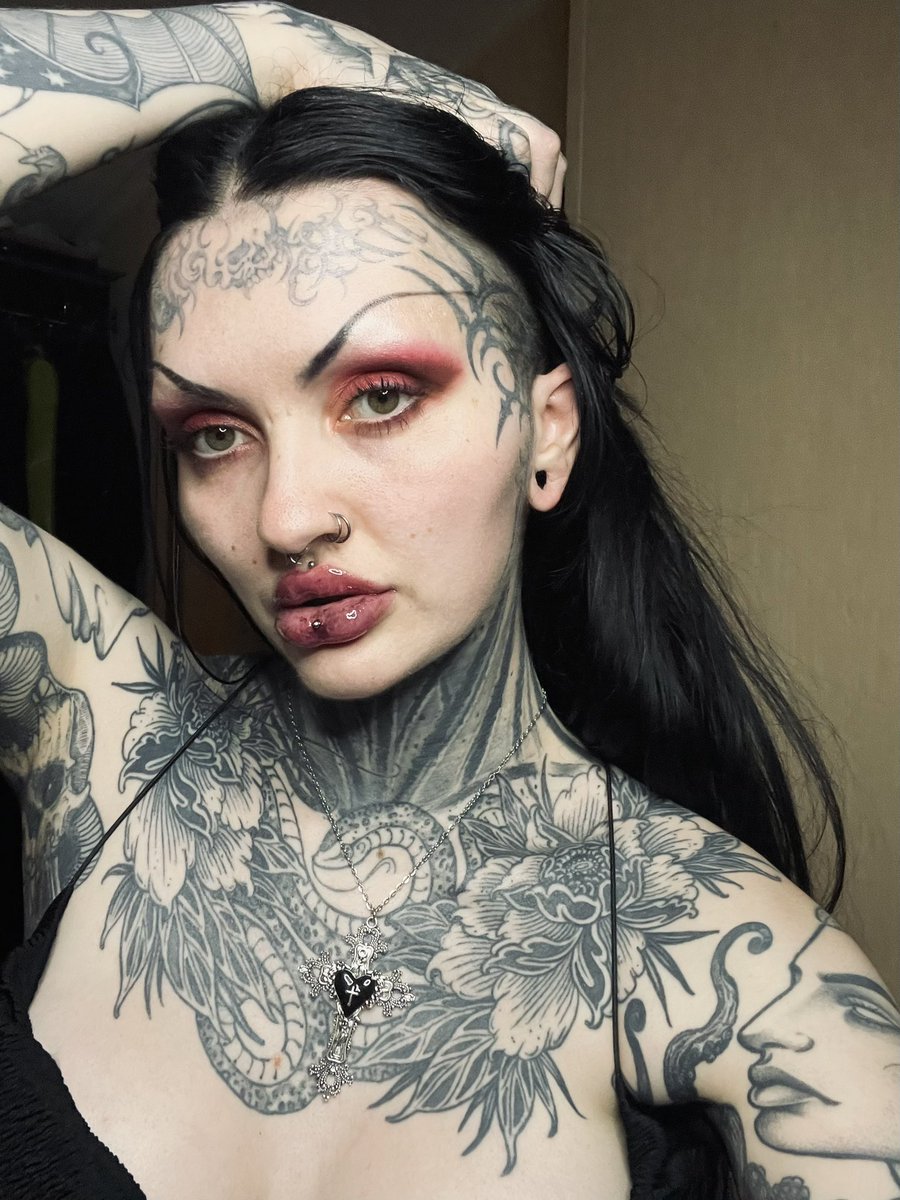 it’s me ur little venice bitch