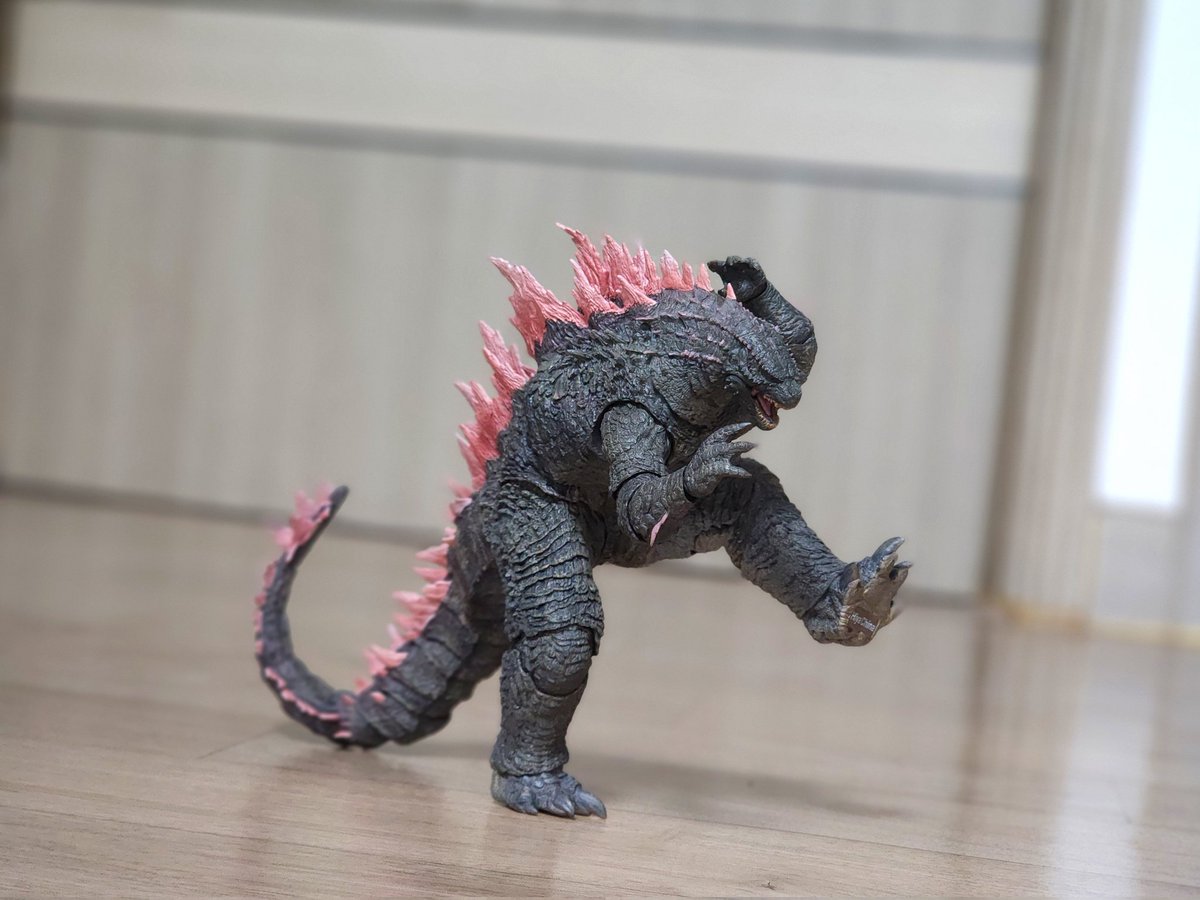 GhidorahStan1964 tweet media