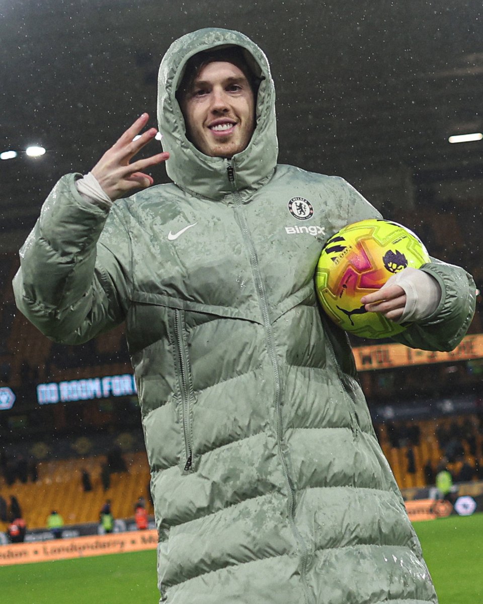 Premier League tweet media