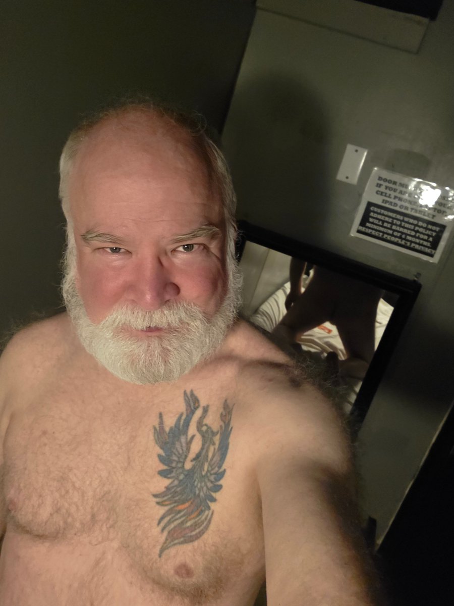 Beejeebopper tweet media