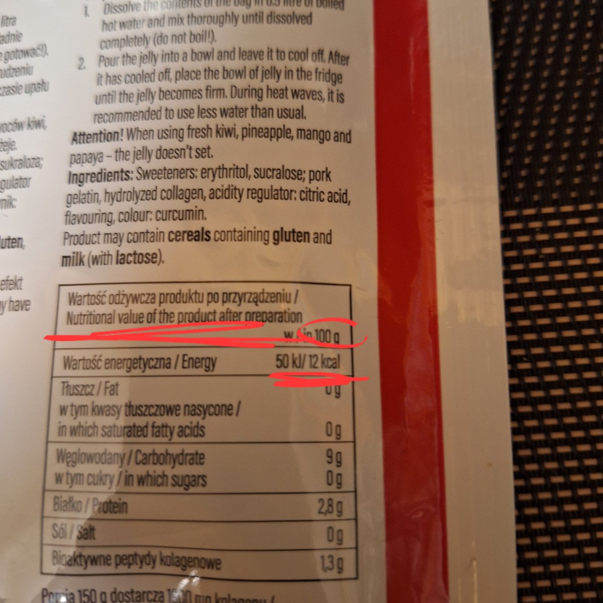 How is a 150g portion 3 c but the product after preparation in 100 g is 12 c 🤔🤔🤔
Something ain't right here

#edtwt #shedtwt