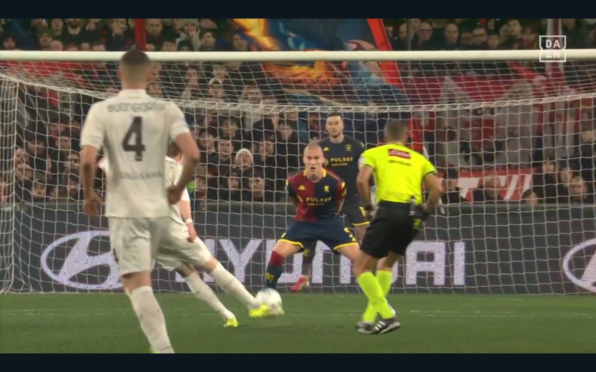 Napoli Talk tweet media