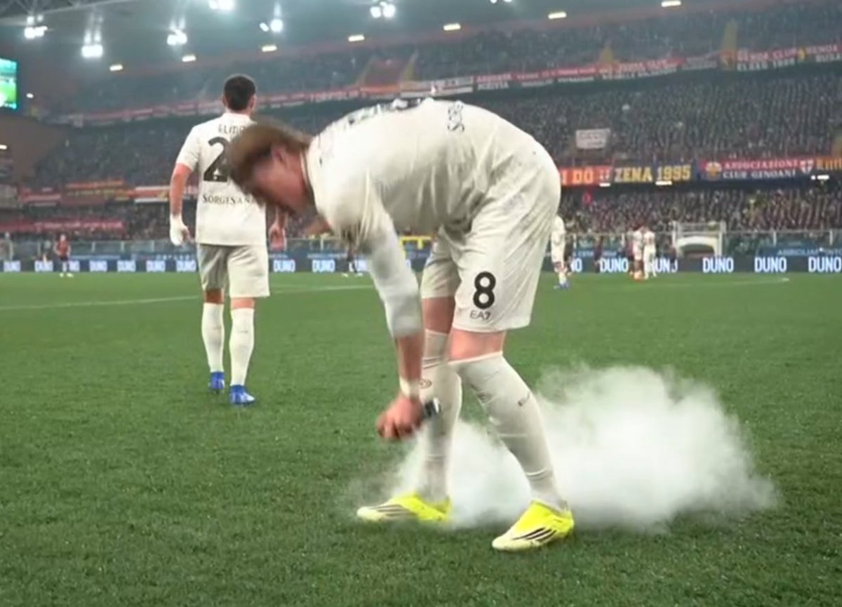 Napoli Talk tweet media