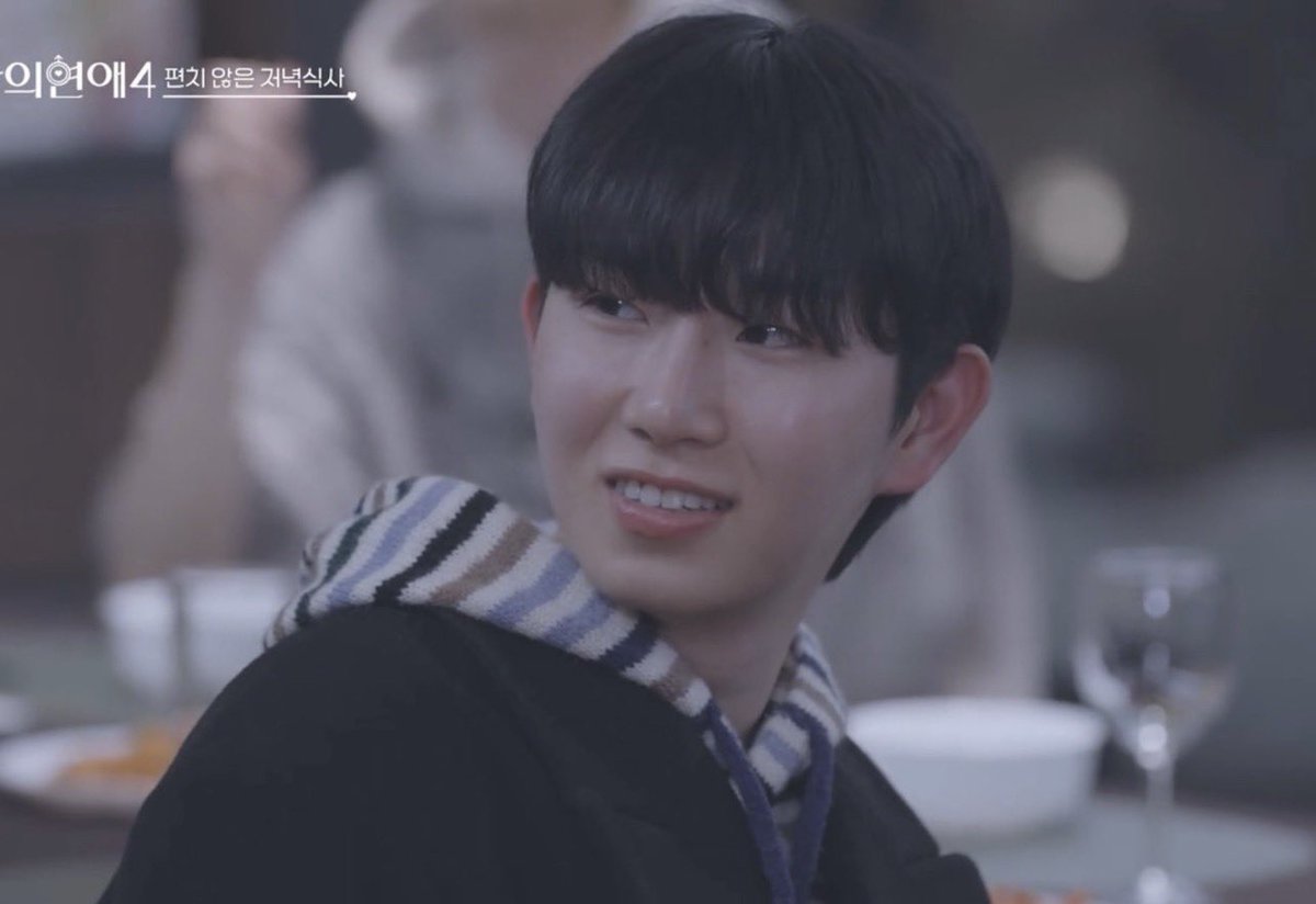 some people are twisting the reason why yunjae’s fans are mad we are not angry because hyunjun did not give him gift this is reality everyone is allow to explore but Hyeokjin sh!++¥ behavior towards yunjae is a no you can play your card without being rude #HisMan4 #HisMan