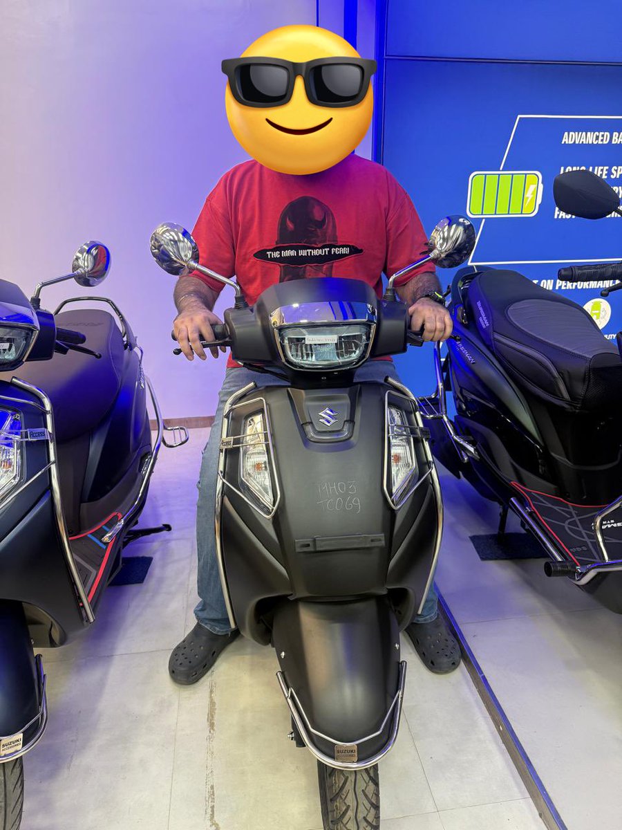 Booked a Suzuki Access 125 for ₹1.24 lakh

Dealer asked for 3% card charges. I offered 1%. We settled at 2%.

2% of ₹1.24 lakh = ₹2,480.

At swipe time, I politely asked:  
“Can you round it down to ₹2,000?”

He hesitated, then agreed.  
Effective charge: ~1.61%.

Swiped