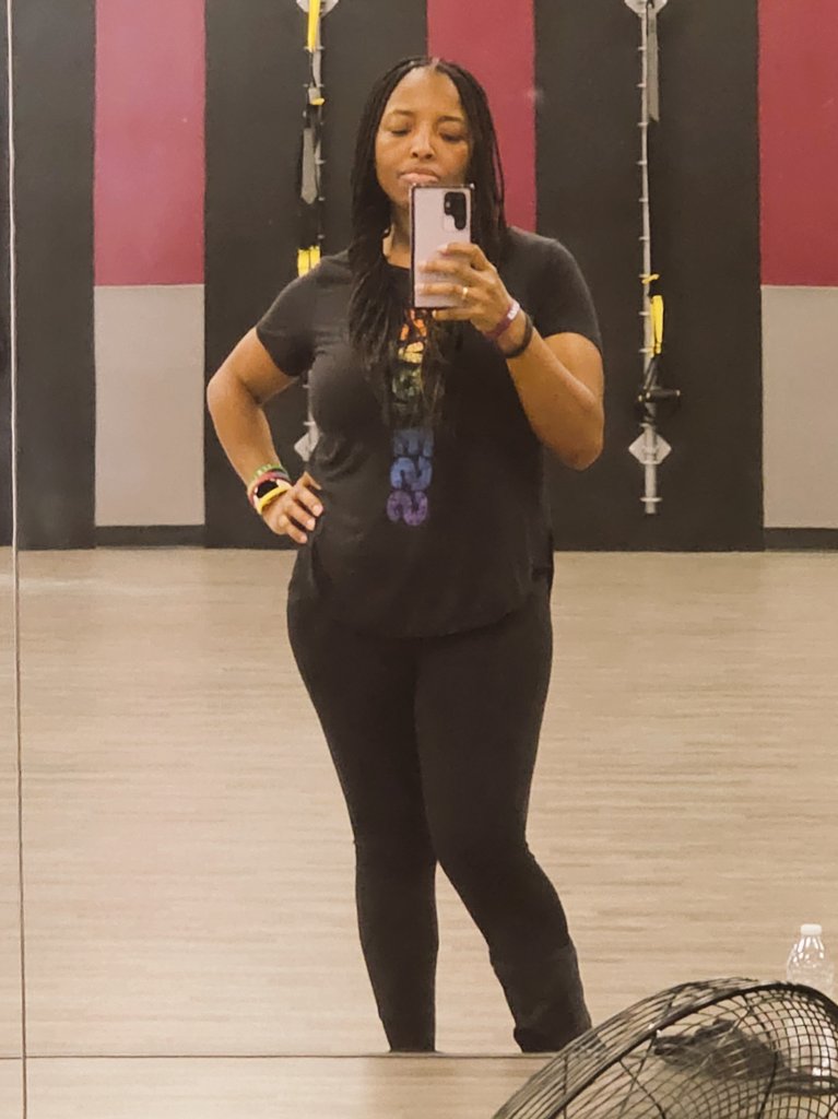 MissP_MaizedOut's tweet image. Ugh. The instructor who was suppose to sub our last class canceled.🤦🏾‍♀️ I didn't hit my 1000+ cal count yesterday or today.🤦🏾‍♀️ It'll be back to normal next weekend. #SuperSaturday 🤎💪🏾🥰🔥