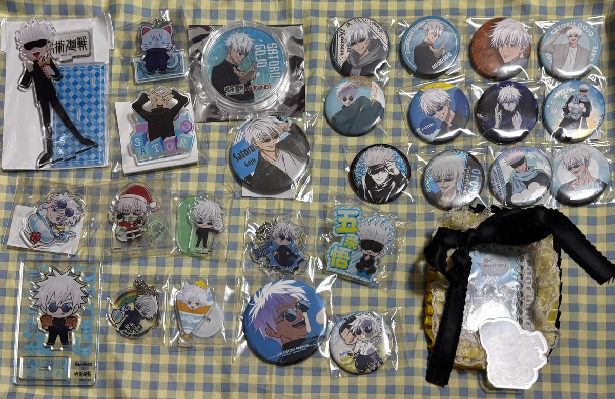 2341mio's tweet photo. 交換
呪術廻戦 缶バッジ アクリルスタンド等

【求】5枚目＞＞＞6枚目＞同異種 夏油

【譲】五条悟
※収集柄見直しの為、一部オープン品もございます。ご不快でしたら申し訳ございません。
※5枚目最優先の為それ以外はお断りの可能性もございます。 https://t.co/kMo7Q4PYWE
