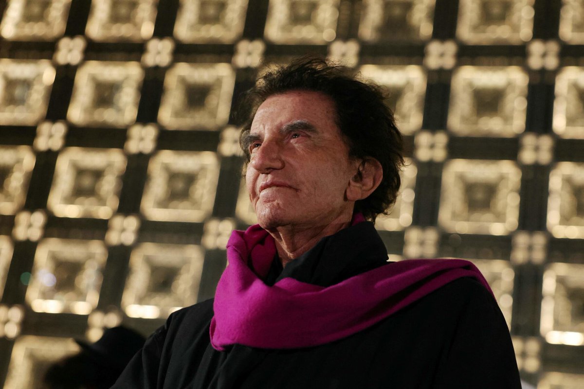 🔴  Jack Lang démissionne de l’Institut du monde arabe qu’il présidait depuis 2013. L’information a été officialisée dans un communiqué de l’IMA

➡️ l.leparisien.fr/EFF8