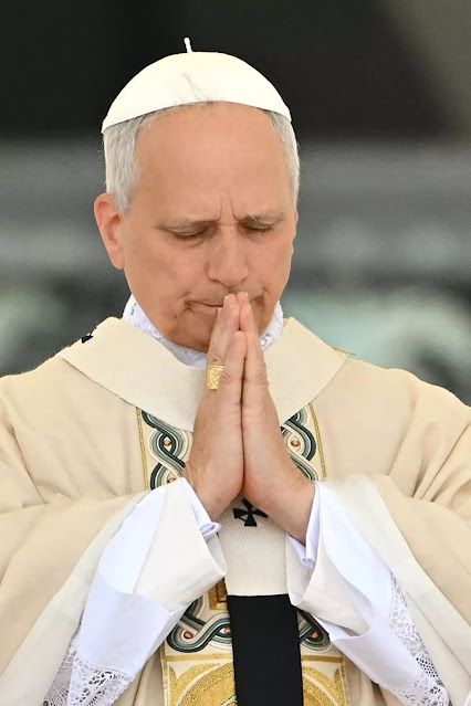 #Pope Leo XIV Warns "Human Trafficking" is a "grave crime against humanity" that Needs to End - FULL TEXT
catholicnewsworld.com/2026/02/pope-l…