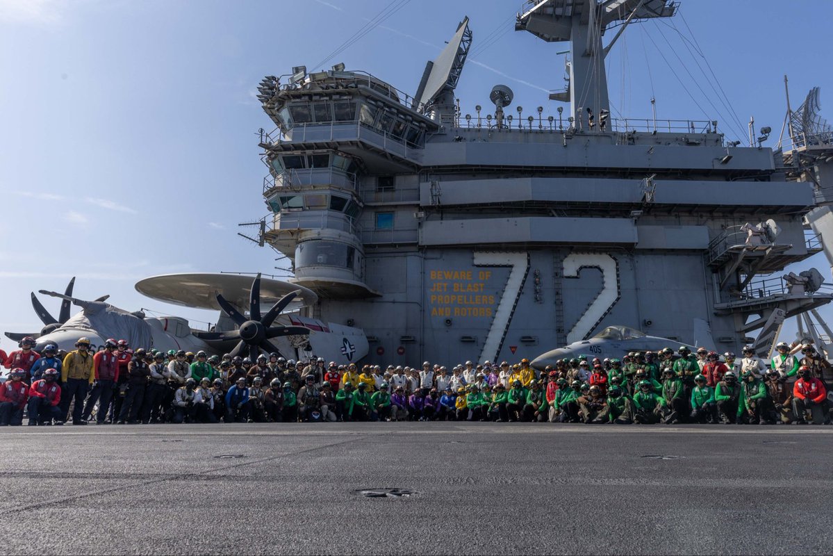 SEPeaceMissions's tweet image. Today, Adm. Brad Cooper, Commander of U.S. Naval Forces Central Command, Jared Kushner, and I met with the brave sailors and Marines aboard the USS Abraham Lincoln, her strike group, and Carrier Air Wing 9 who are keeping us safe and upholding President Trump’s message of peace…