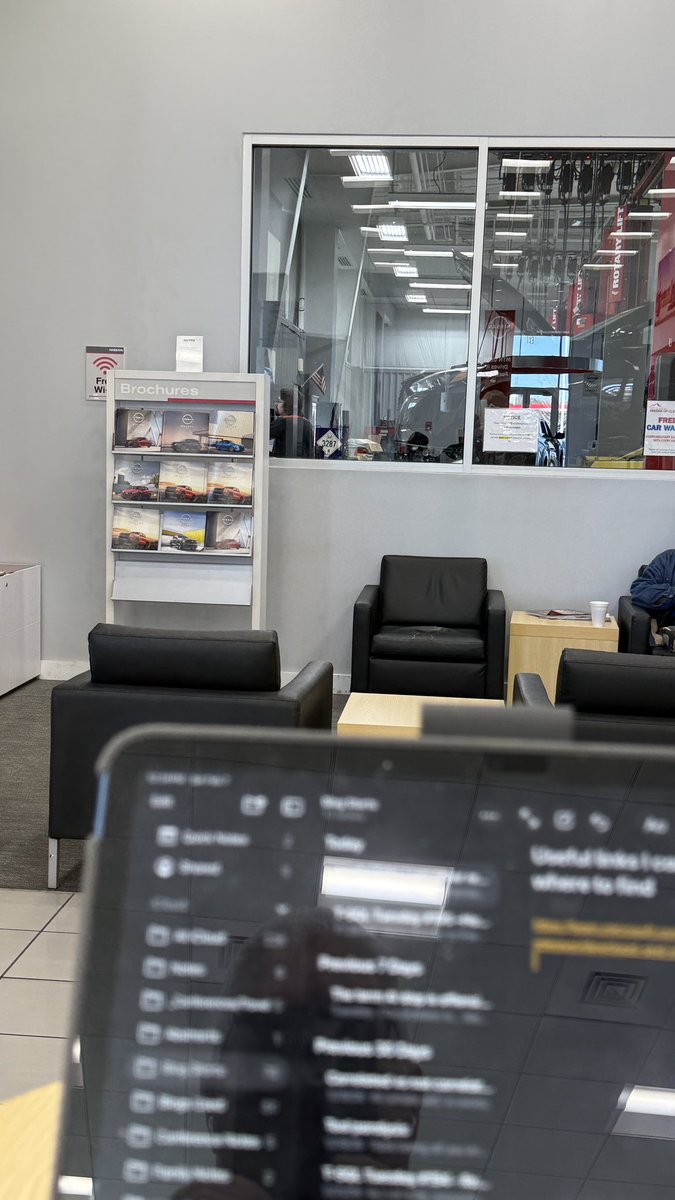 Louis Davidson tweet media