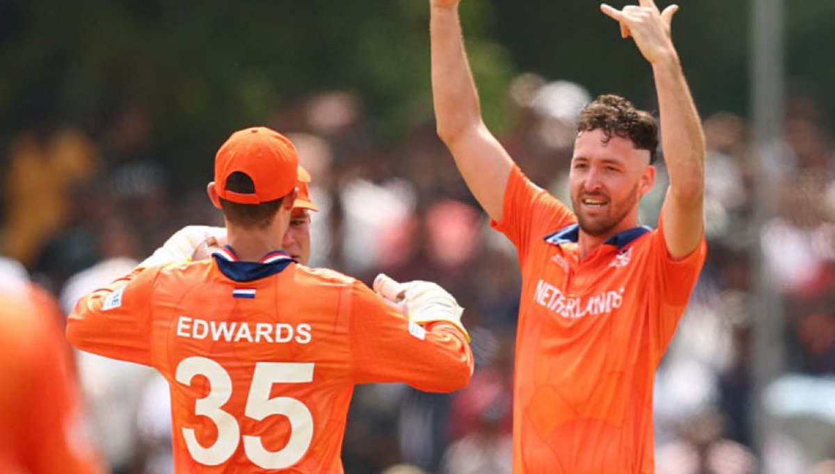 vivekbatter's tweet image. Paul van meekaren : मैं यह क्लियर कर देना चाहता हूं कि, 

पाकिस्तान हमारे खिलाफ ये मैच जीता नहीं है!

 बल्कि हमने ये मैच खुद ही गवां दिया है।

#PAKvsNET
#INDvsUSA