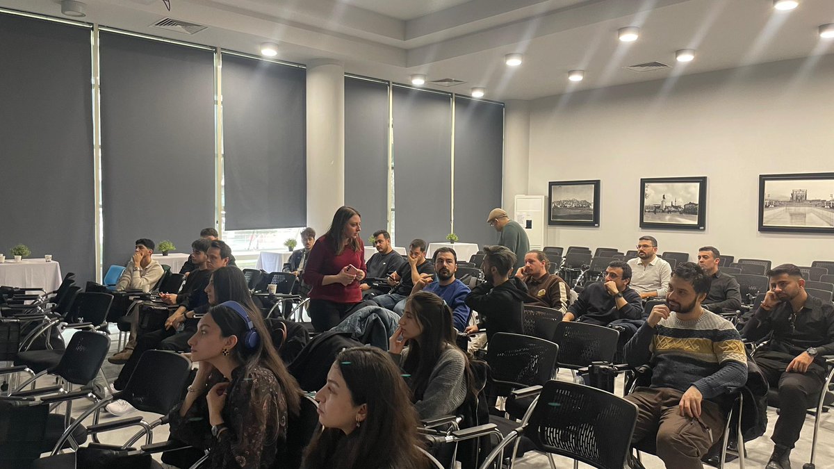 Maya Genç Düşünce Platformu ve Flutter Ankara Topluluğu ortaklığında, Ulus Genç Akademi’de gerçekleştirdiğimiz Flutter Winter Meetup’ta teknoloji ve gençlik aynı çatı altında buluştu ❄️💙

Flutter ekosistemine dair paylaşımlar, ilham veren sohbetler ve güçlü bir topluluk