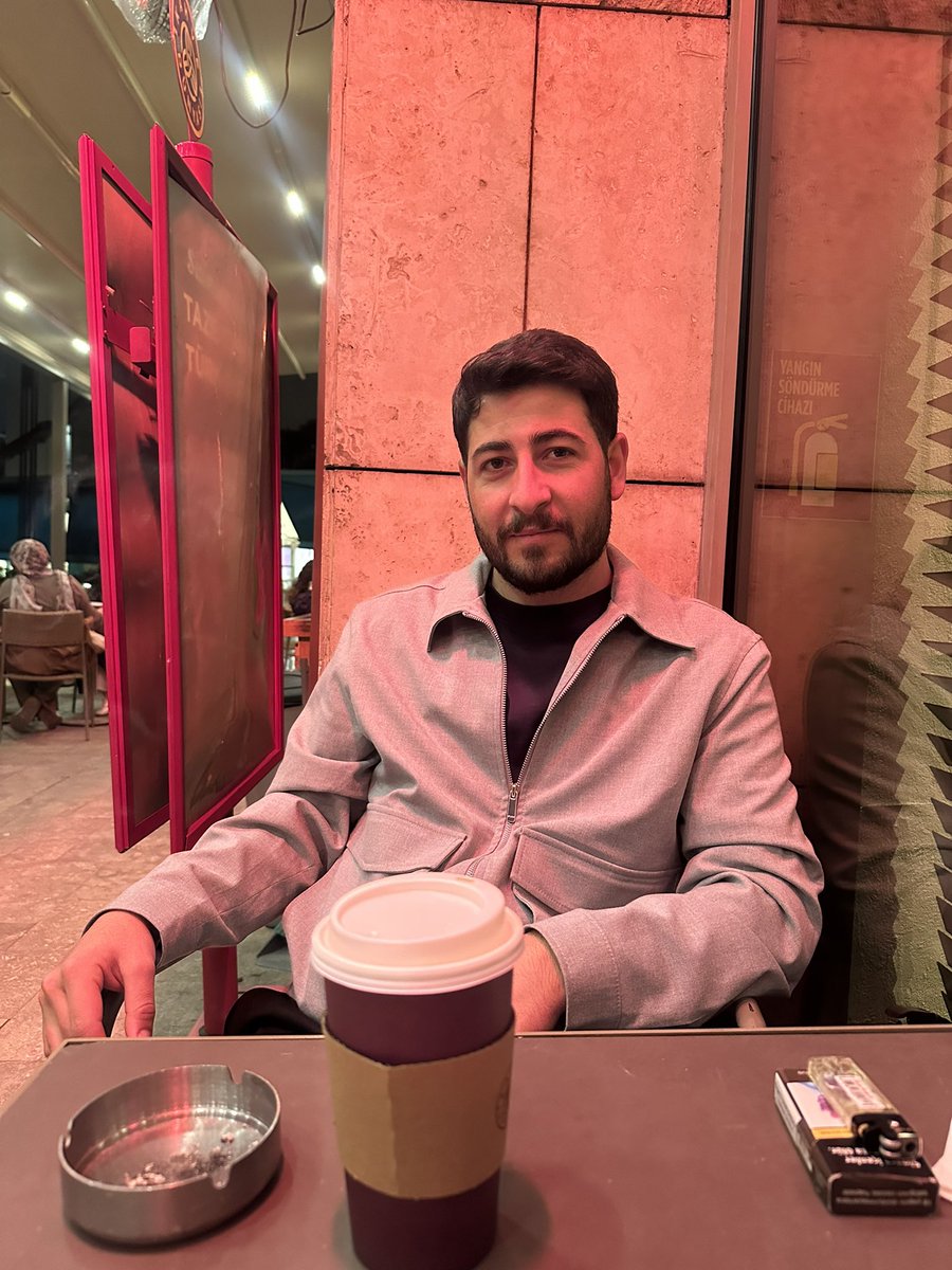 alisrss_'s tweet photo. #cooffe ☕️ 🚬 
#post https://t.co/C7lZJaneRK