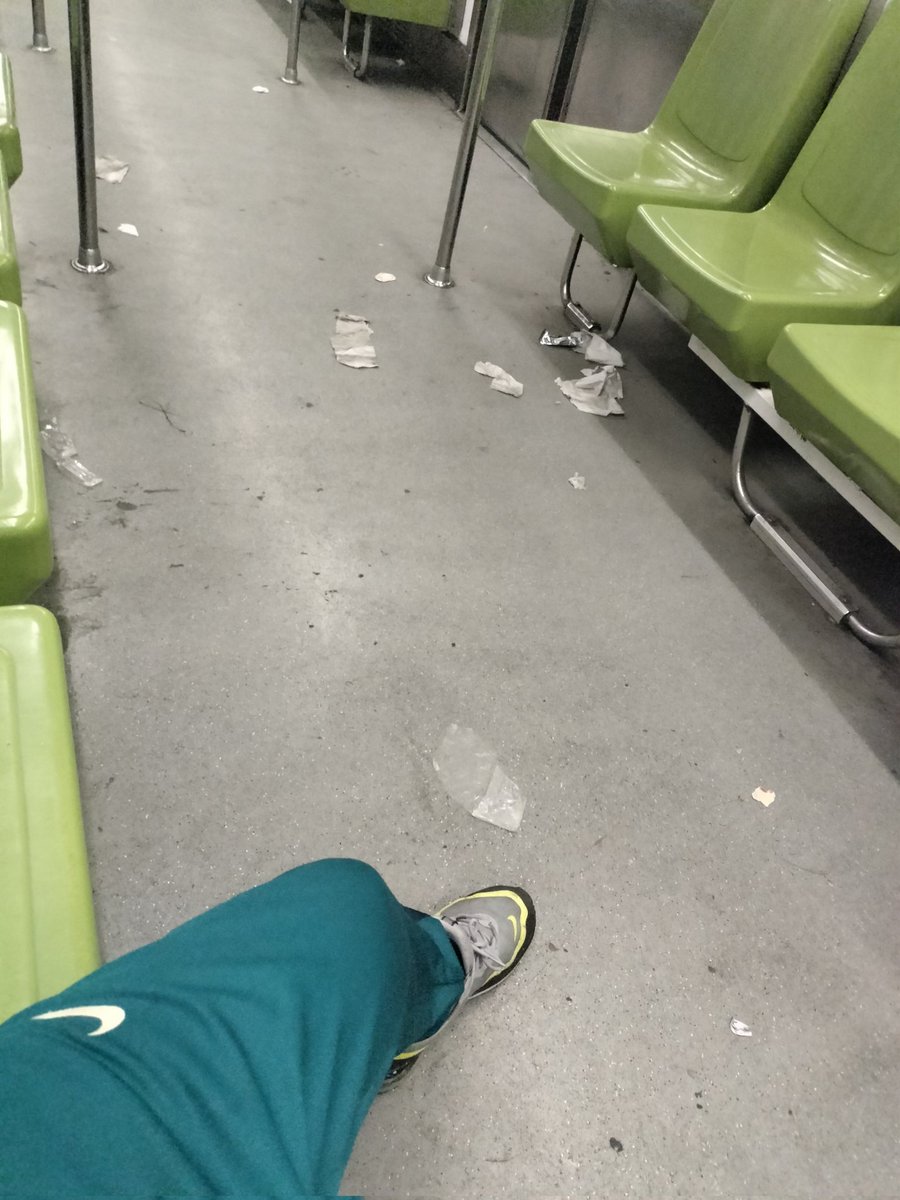 Tenemos una altura cívica de la chingada mano