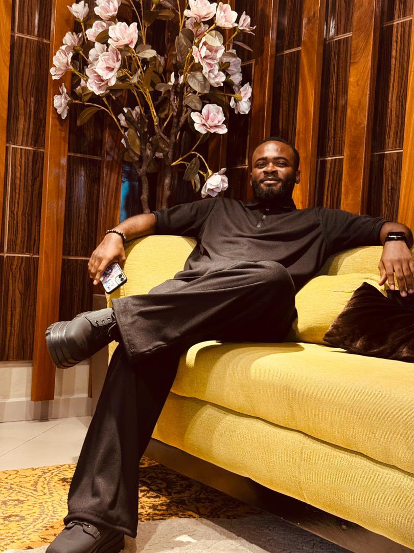 My tailor really understood the assignment 🔥
Two outfits, clean finishing, perfect fit.

Well done  <a href="/thetailorboy_1/">Thetailorboy® | Urban Luxury</a> 👏🏽