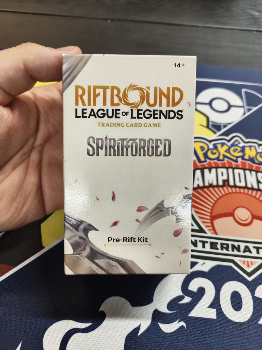 Brandon Borrelli Yi tweet media