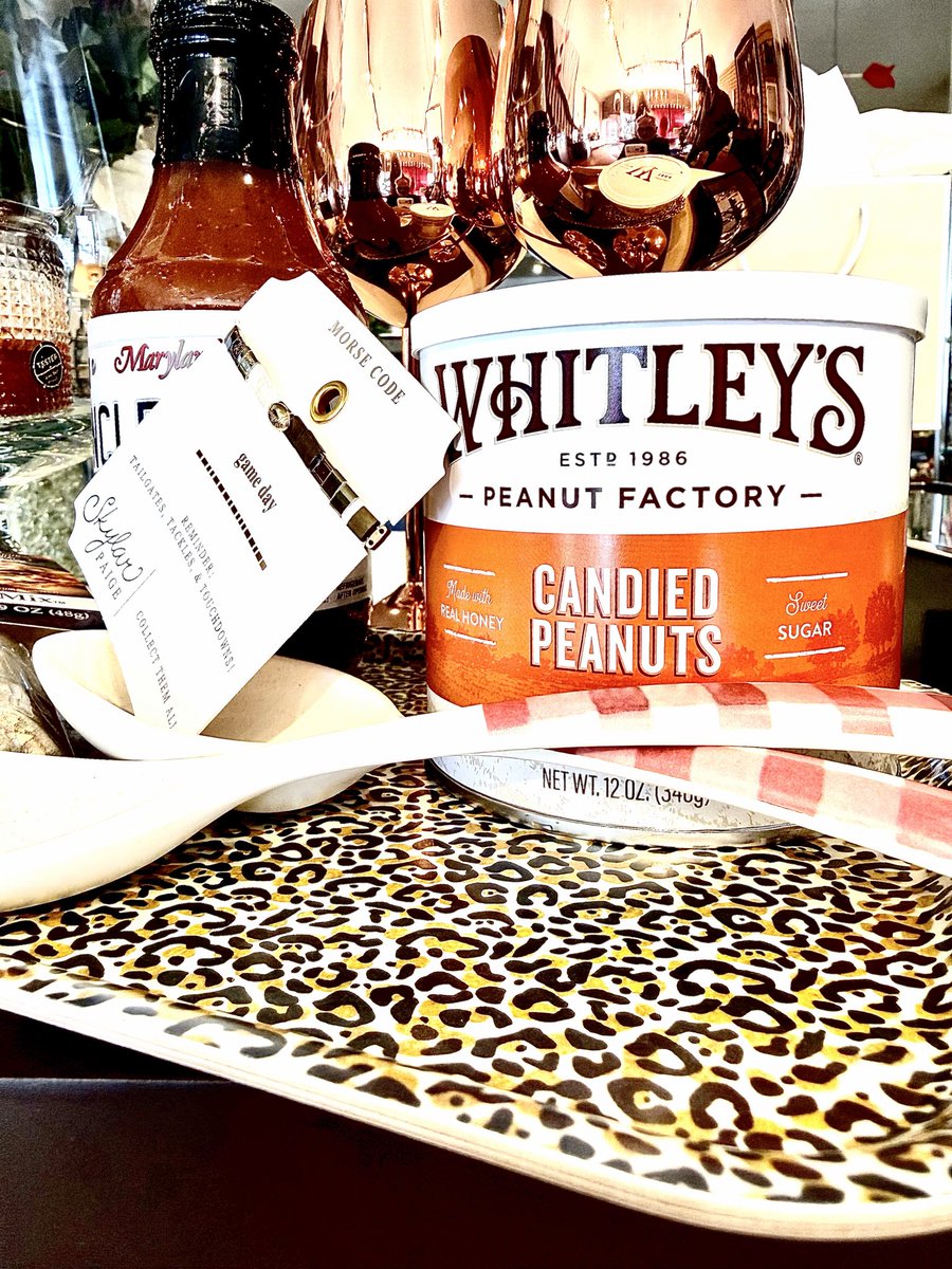 Studio24E's tweet image. Don’t let these game say essentials get blown away! 🏈💨🍕🥧🍷🍖🥜🏈 #thurmont #thurmontmd #studio24e #frederick #frederickcounty #shopfrederick #gameday #football #superbowl