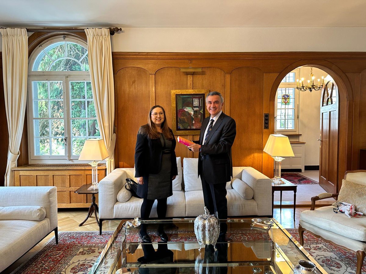 Embajada de Chile en Suiza y Liechtenstein tweet media